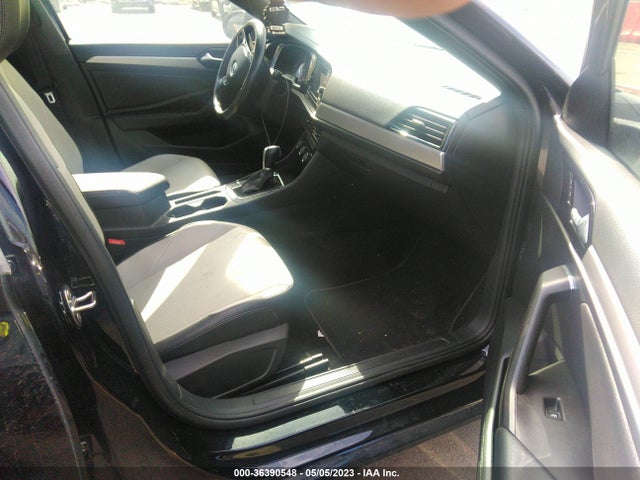 3VWC57BU3KM227185 Volkswagen Jetta S/se/r-line