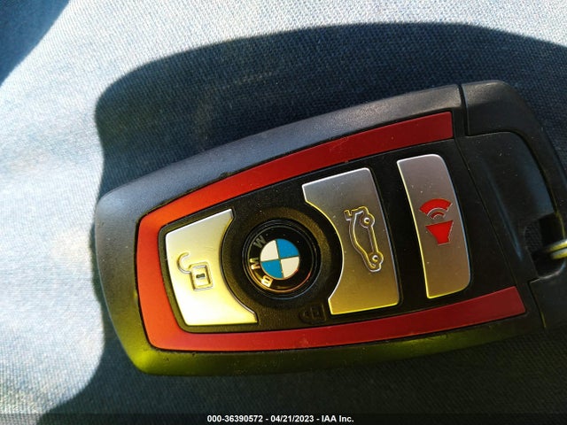 WBA8E1C33HA029124 BMW 3 Series 330e Iperformance