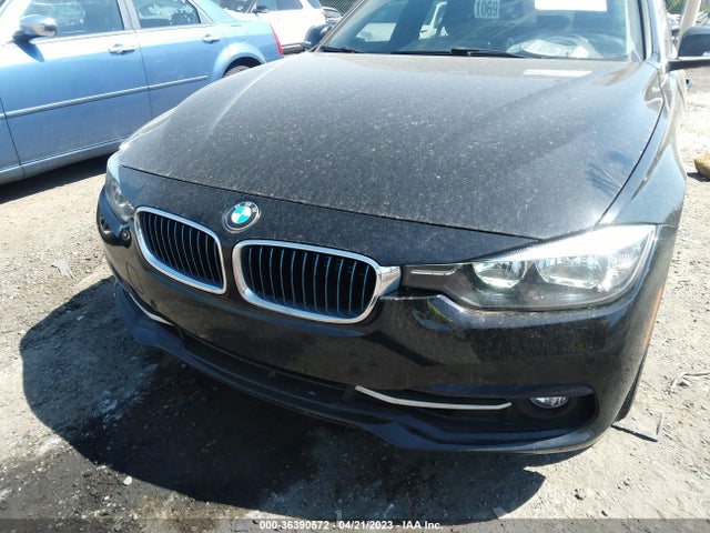 WBA8E1C33HA029124 BMW 3 Series 330e Iperformance