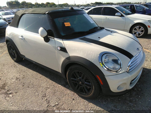 2014 Mini Convertible, VIN: WMWZN3C54ET569552