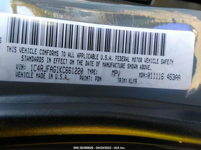 1C4RJFAG1KC661220 Jeep Grand Cherokee Altitude