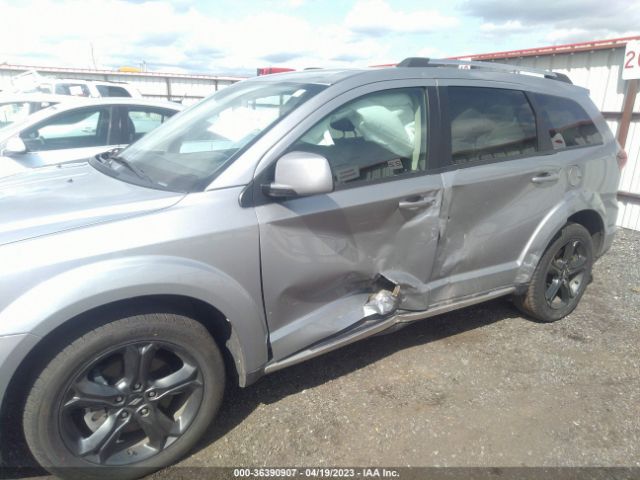 3C4PDCGG6KT803828 Dodge Journey Crossroad