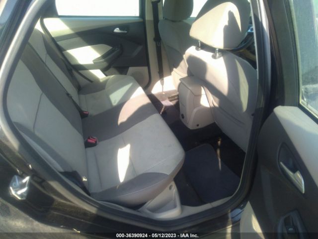 1FADP3F2XEL428886 Ford FOCUS SE