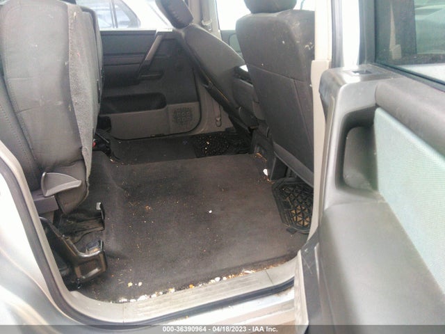 2004 NISSAN TITAN SE VIN: 1N6AA07A04N572756