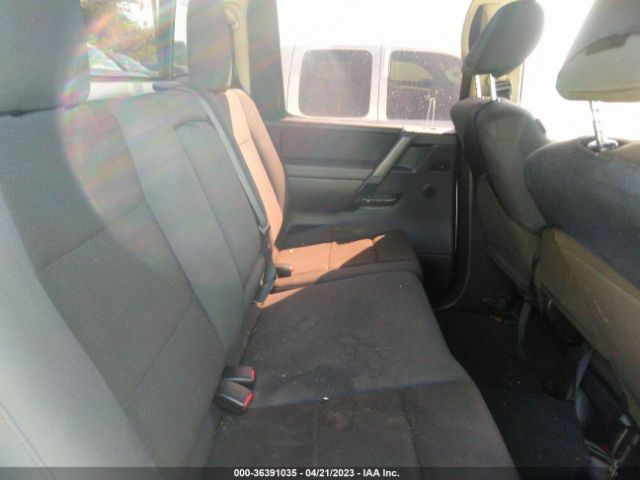 1N6BA0EK2EN519087 Nissan TITAN S