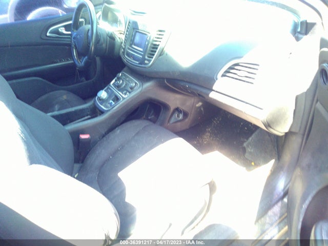 1C3CCCAB8FN611528 Chrysler 200 Limited