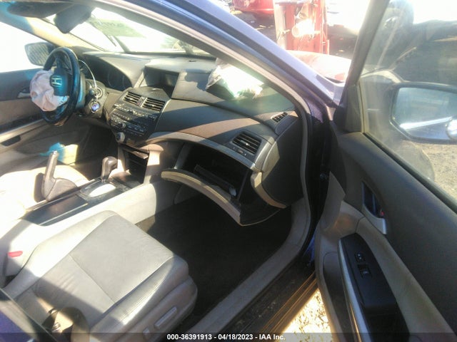 2009 HONDA ACCORD SDN EX-L VIN: 1HGCP36869A033374