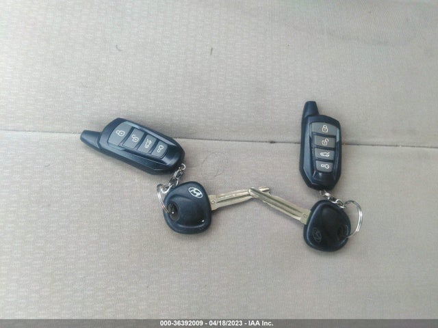 2007 HYUNDAI ELANTRA GLS/SE/LTD VIN: KMHDU46DX7U074225