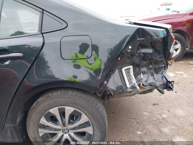 Toyota Corolla Hybrid Le 2022 JTDEAMDE5NJ049390 Image 8
