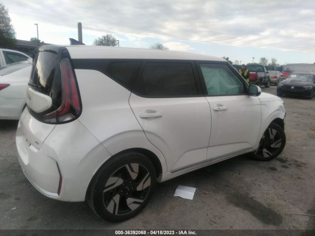KNDJ53AU7P7851593 KIA Soul Gt-line
