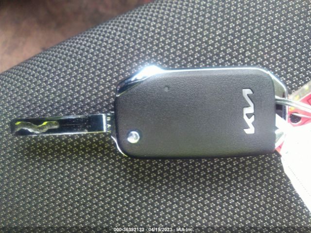 3KPF24AD0NE436715 KIA Forte Lxs