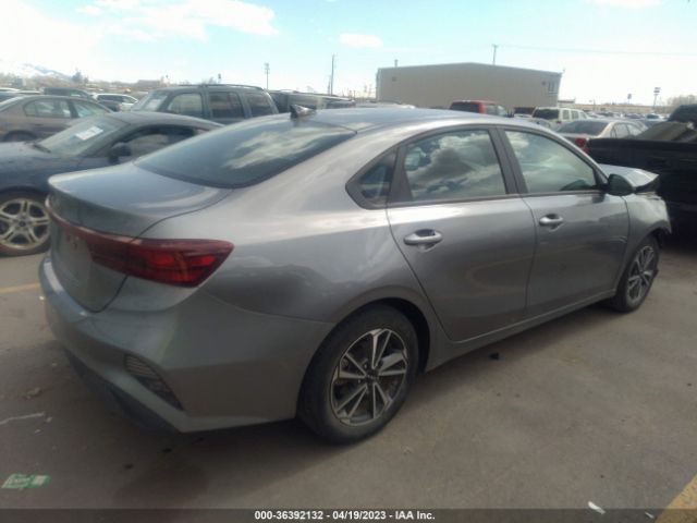 3KPF24AD0NE436715 KIA Forte Lxs