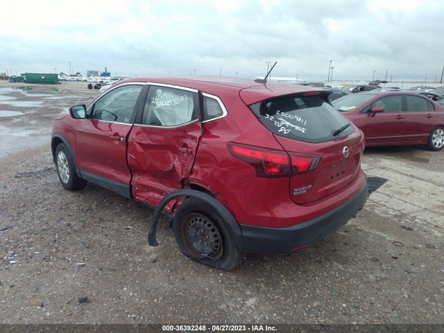 2018 Nissan Rogue, VIN: JN1BJ1CP0JW156173