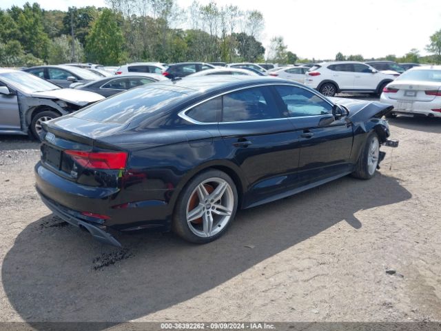 WAUENCF52JA003759 Audi A5 2.0t Premium
