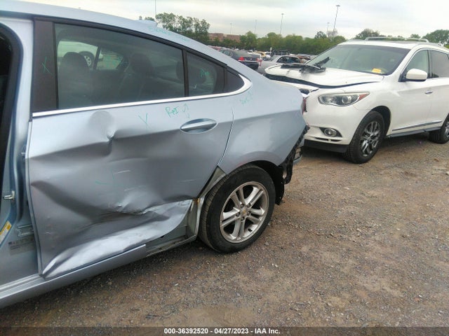 Chevrolet CRUZE LT 2017 1G1BE5SM2H7267904 Image 8