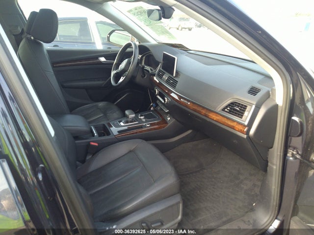 WA1BNAFY9J2089161 Audi Q5 Premium Plus
