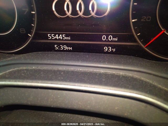 WA1BNAFY9J2089161 Audi Q5 Premium Plus