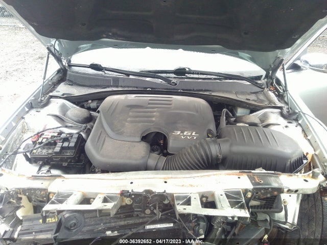 2C3CCAKG2JH304386 Chrysler 300 Limited