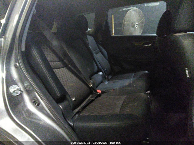 2017 NISSAN ROGUE S VIN: 5N1AT2MM1HC742417