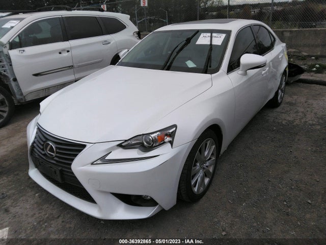 Lexus IS 250 2015 JTHBF1D21F5063899 Image 2