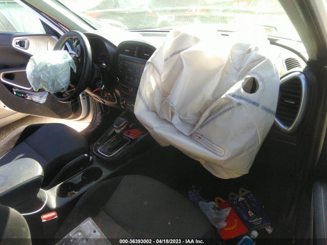 2020 KIA SOUL LX VIN: KNDJ23AU3L7067527
