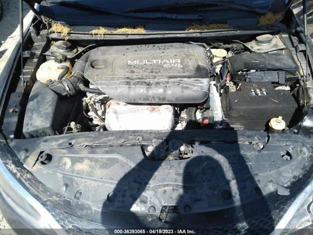 1C3CCCAB4FN690213 Chrysler 200 Limited