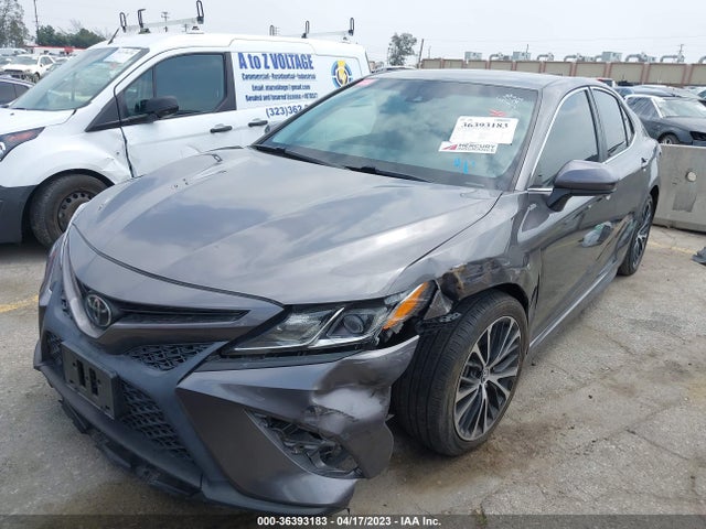 Toyota CAMRY SE 2018 4T1B11HK4JU034644 Image 2