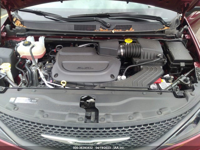 2C4RC1CGXNR218893 Chrysler Voyager Lx