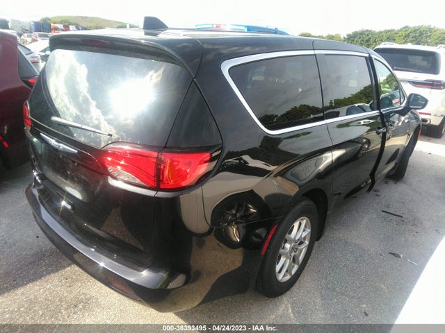 2C4RC1CGXNR218814 Chrysler Voyager Lx