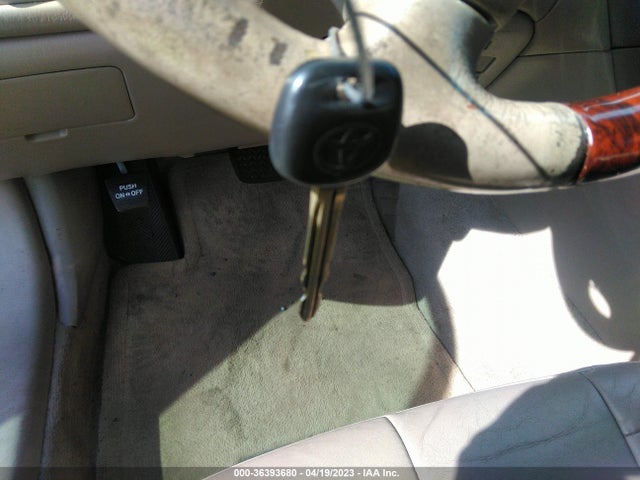 2004 TOYOTA AVALON XL/XLS VIN: 4T1BF28BX4U372111