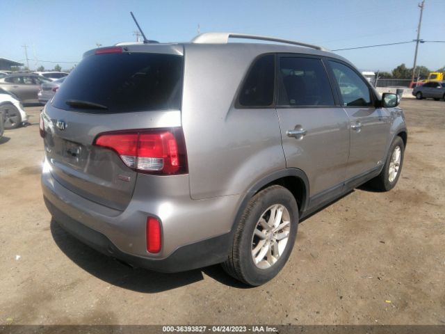 5XYKTCA67FG570505 KIA SORENTO LX