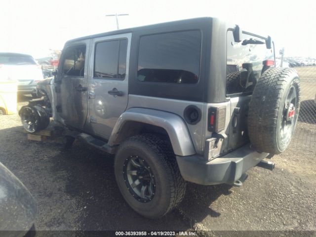 1C4BJWEG4HL507573 Jeep Wrangler Unlimited Sahara