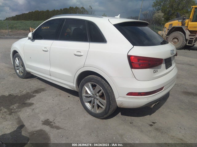 WA1EFCFS4GR005135 Audi Q3 Premium Plus