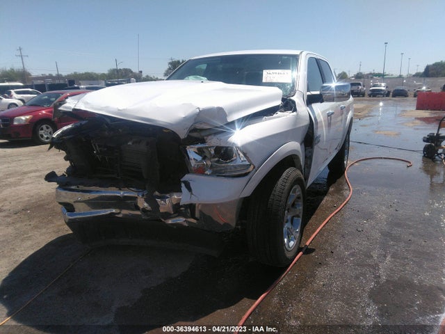 RAM 1500 Laramie 2016 1C6RR7NT8GS185428 Image 2