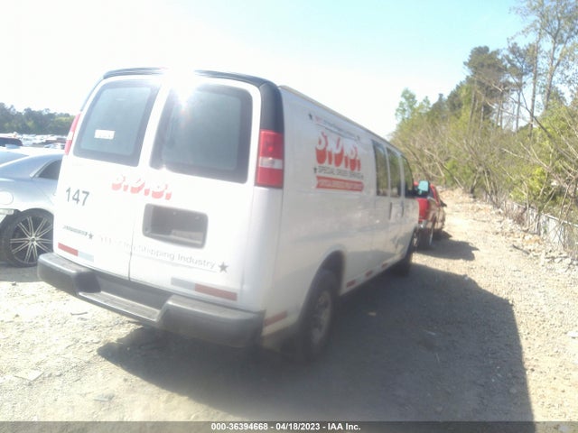 Chevrolet EXPRESS CARGO VAN 2017 1GCWGBFF7H1106562 Image 4