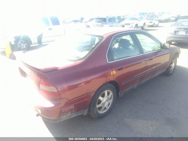 1995 HONDA ACCORD LX/EX VIN: 1HGCD5530SA117898