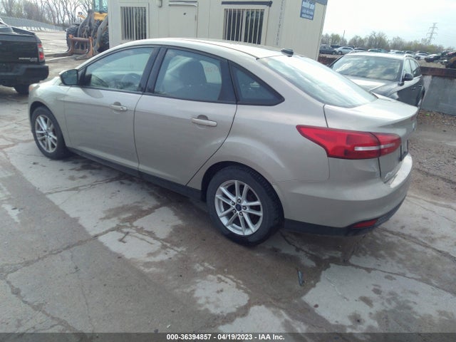 Ford FOCUS SE 2015 1FADP3F2XFL282989 Image 4