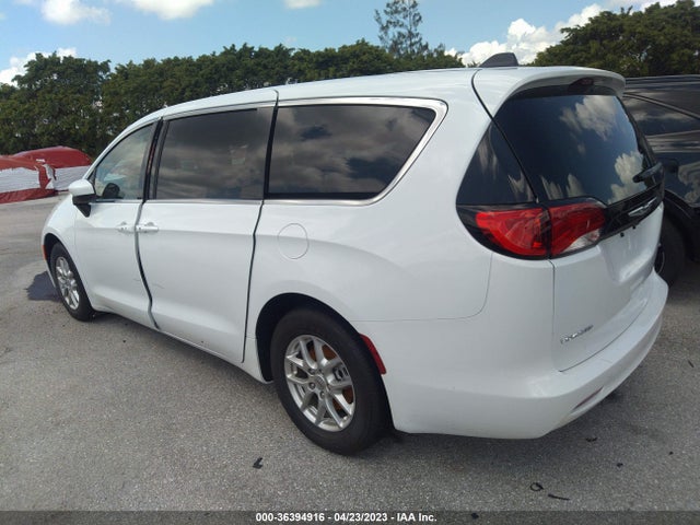 2C4RC1CG7NR218608 Chrysler Voyager Lx