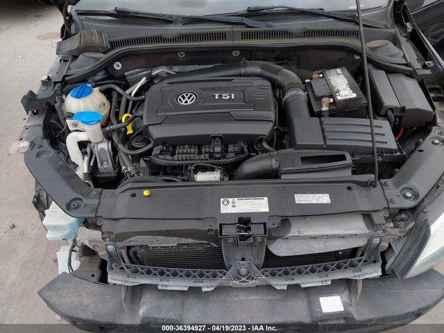 3VWD07AJ5EM427726 Volkswagen Jetta Sedan Se W/connectivity/sunroof