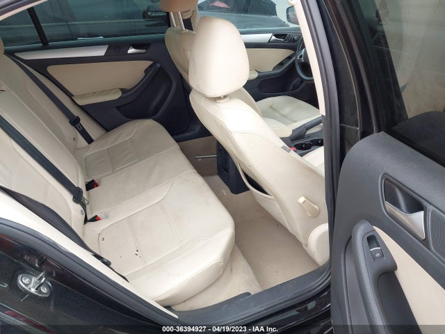 3VWD07AJ5EM427726 Volkswagen Jetta Sedan Se W/connectivity/sunroof