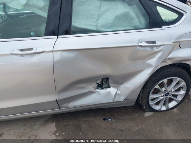 Ford Fusion Hybrid Sel 2019 3FA6P0MU6KR184890 Image 6