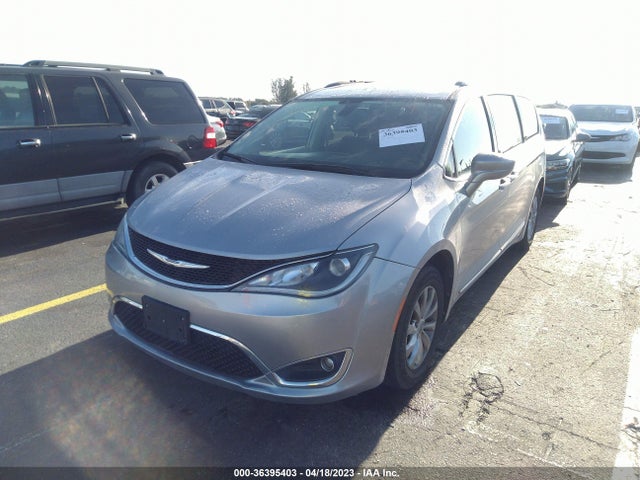 2C4RC1BG5JR214178 Chrysler Pacifica Touring L