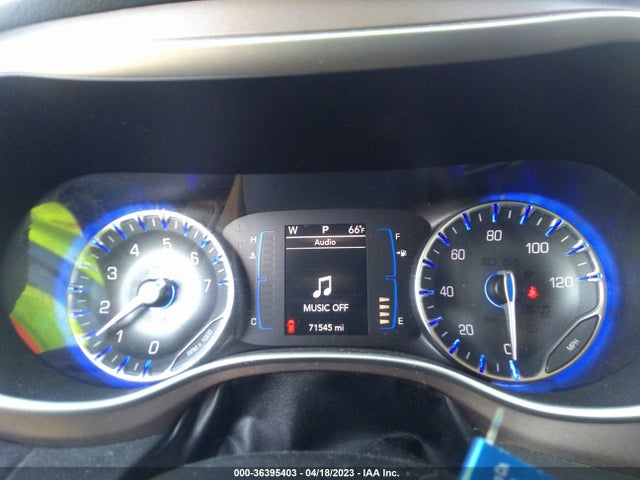 2C4RC1BG5JR214178 Chrysler Pacifica Touring L