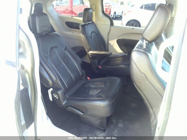2C4RC1BG5JR214178 Chrysler Pacifica Touring L