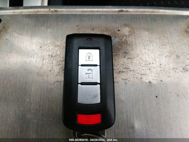 ML32A4HJ8FH031987 Mitsubishi Mirage Es/rf