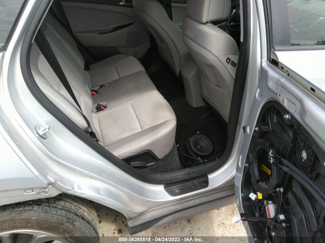 Hyundai TUCSON SEL 2018 KM8J33A47JU713854 Image 10