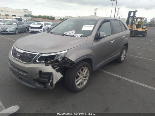 5XYKT3A64EG483143 KIA SORENTO LX