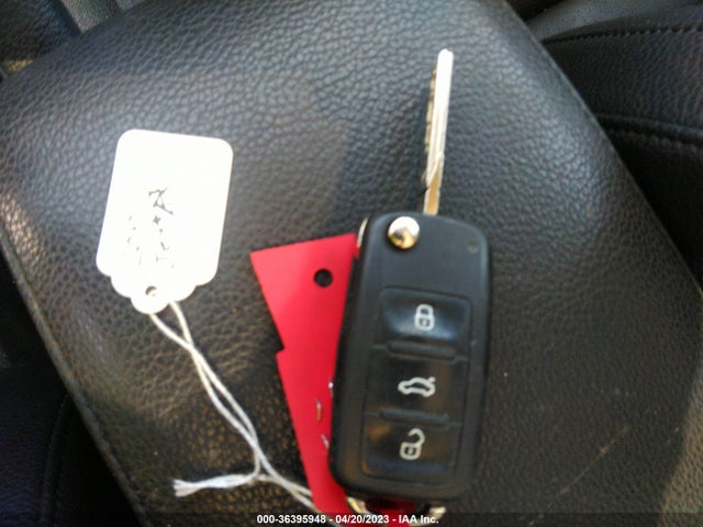 3VWPL7AJ0EM621844 Volkswagen Jetta Sportwagen Tdi W/sunroof & Nav