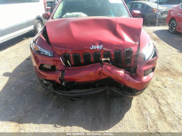1C4PJLCB6FW566566 Jeep Cherokee Latitude