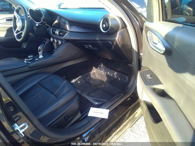 ZARFAEBNXH7545466 Alfa Romeo Giulia